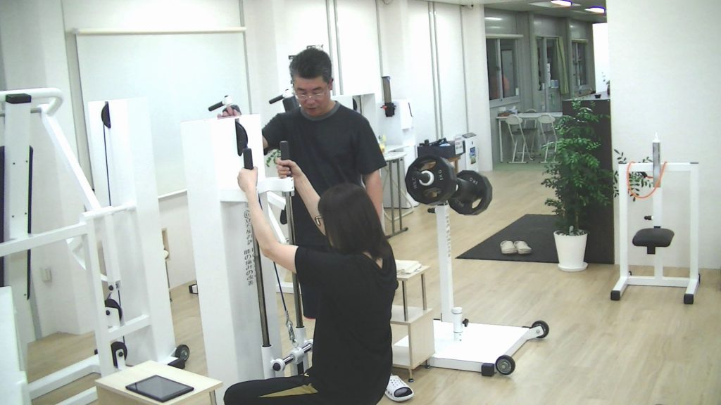 つらい肩こりも解消！愛知高浜のコンディショニングジムten-gym